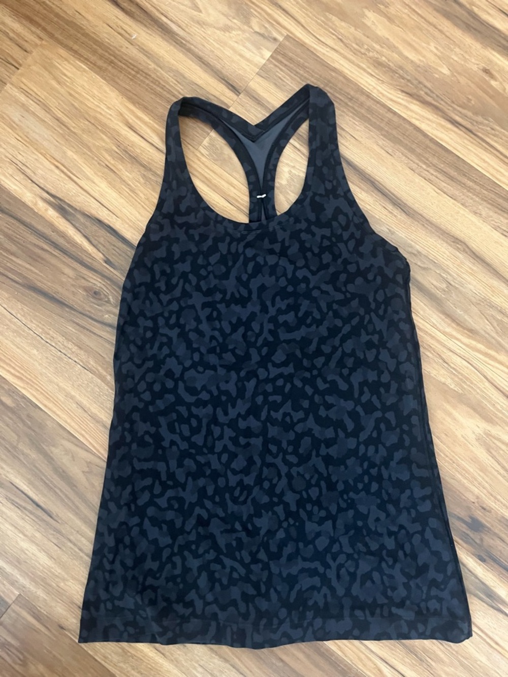 Lululemon Black Tonal Leopard Print Racerback Workout Tank Top Size 6